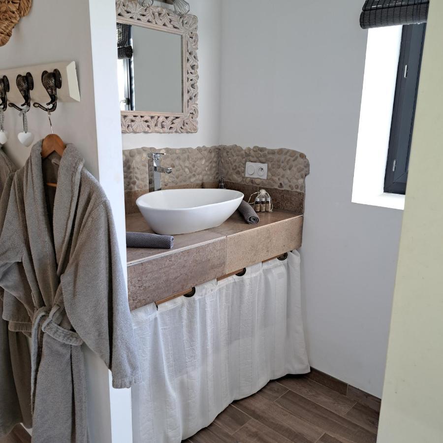 Chambre D'Hotes Des Loyes Jaillans Exterior foto